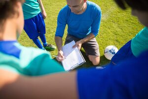 Sports Coach Psychology Tips: How to Stay Calm as a Coach in Big Matches