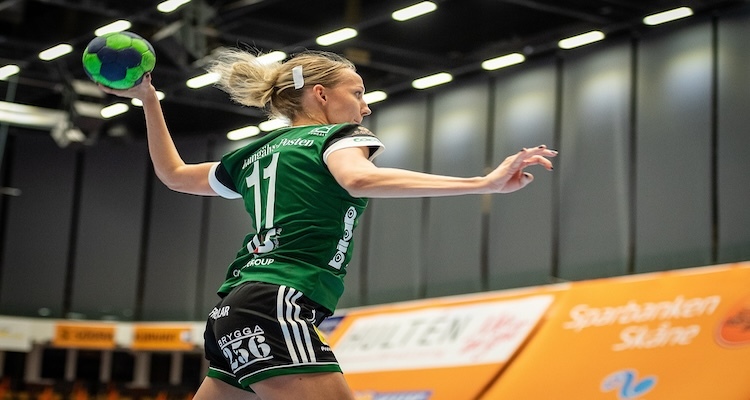 Sports Nutrition and Handball Performance