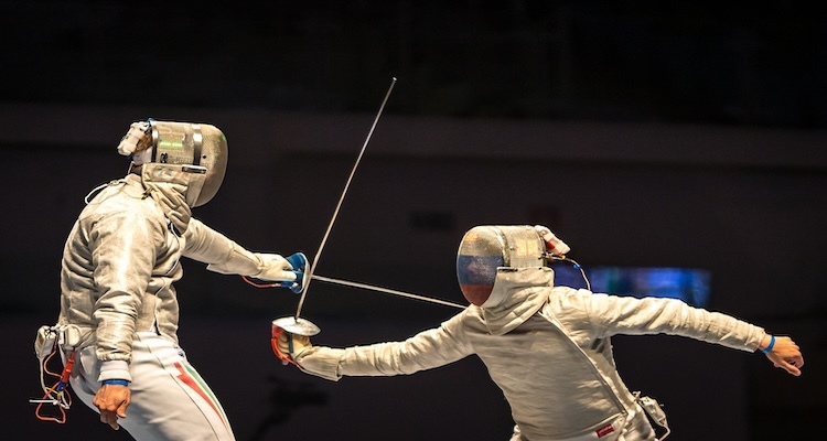 The En Garde Mindset: Unraveling the Psychology of Fencing